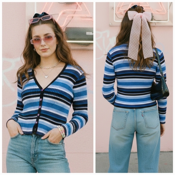 le chateau Sweaters - Le Chateau M Vintage Y2K Eclectic Coquette Striped Ribbed Knit Cardigan